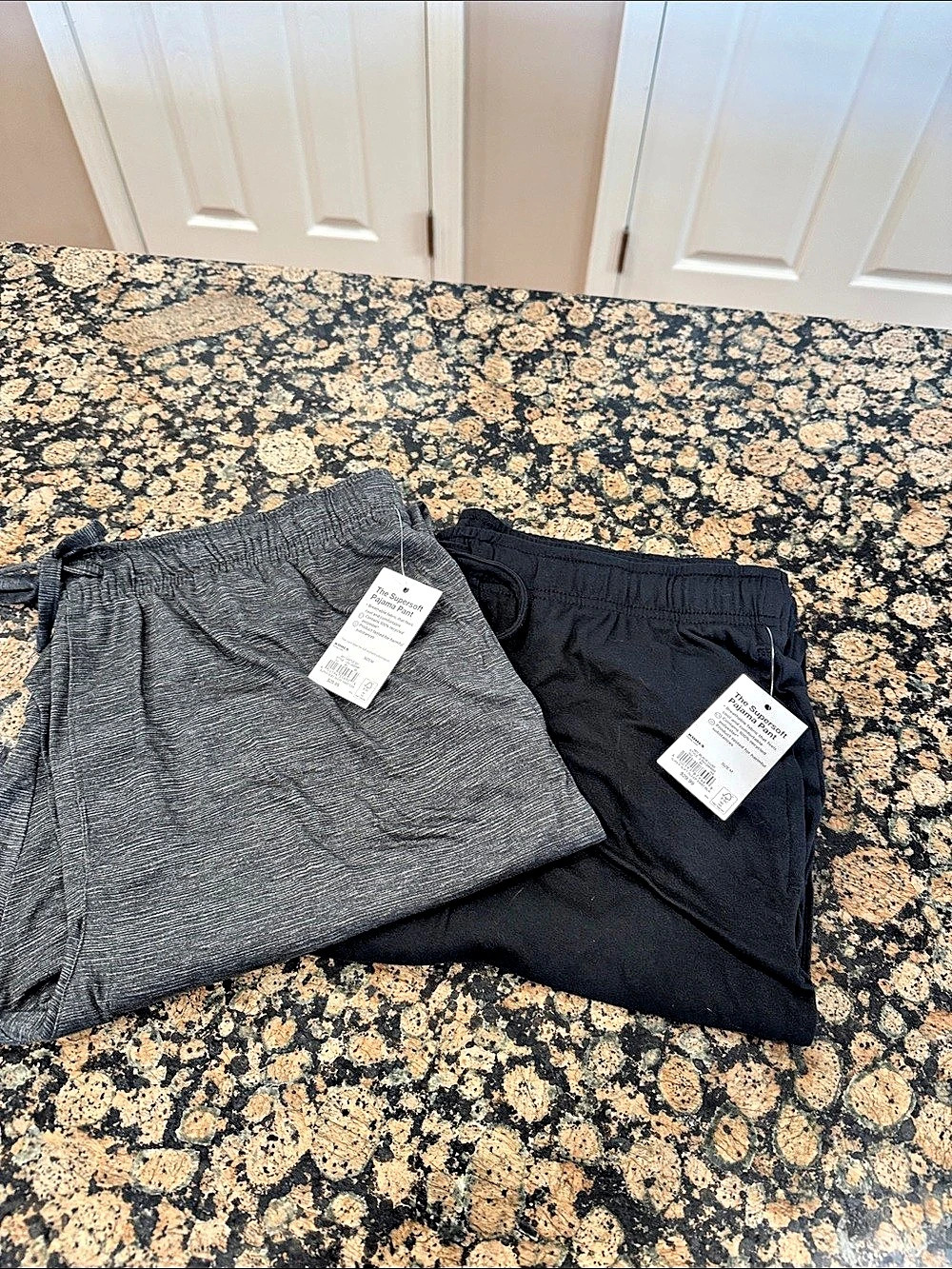 Kohl's The Supersoft Pajama Pant Men’s Medium Pajama Pants in Black & Gray